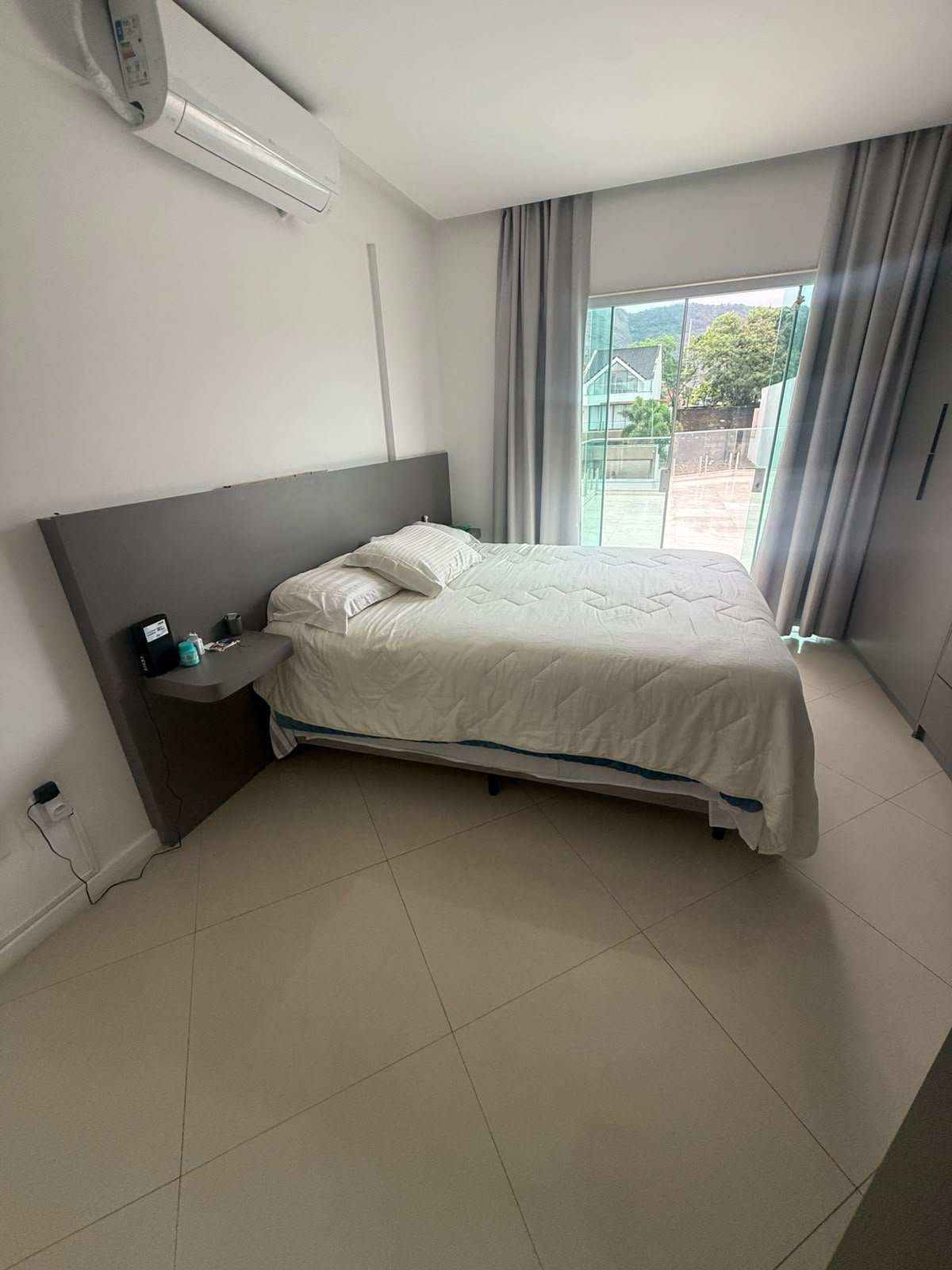 Casa ampla e sofisticada com sótão para aluguel em condomínio fechado - foto 23