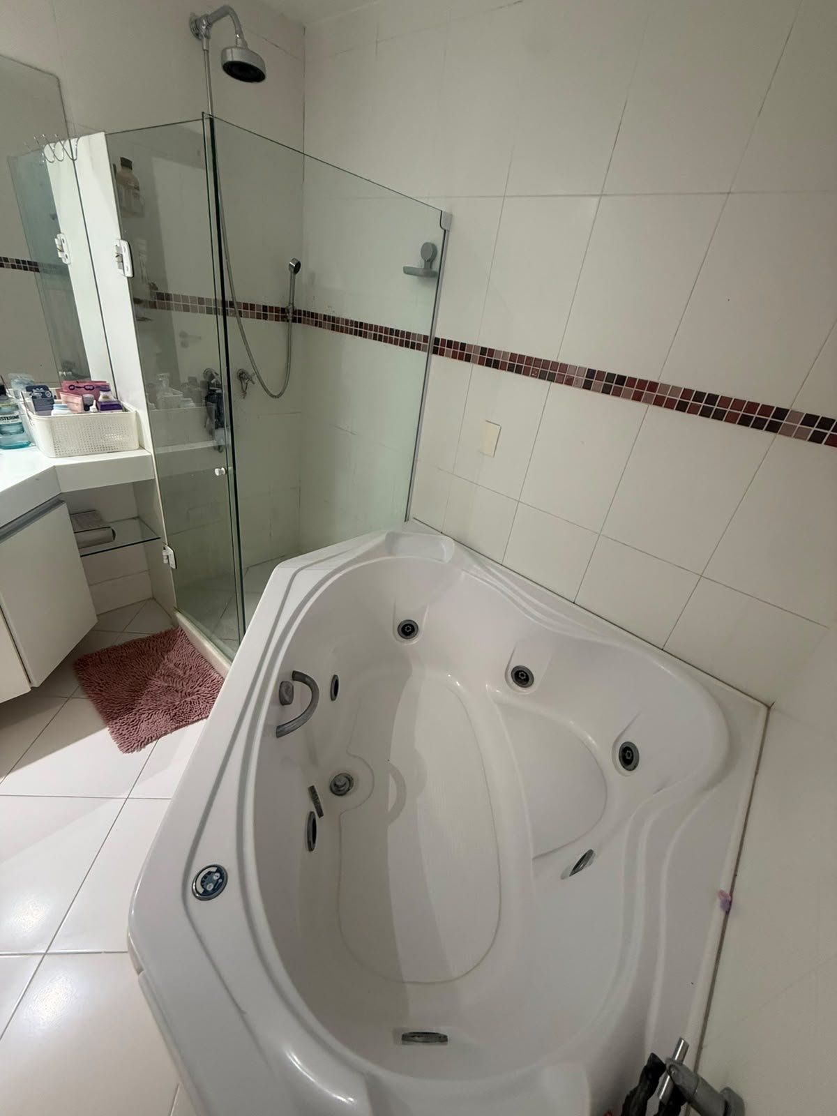 Casa ampla e sofisticada com sótão para aluguel em condomínio fechado - foto 39