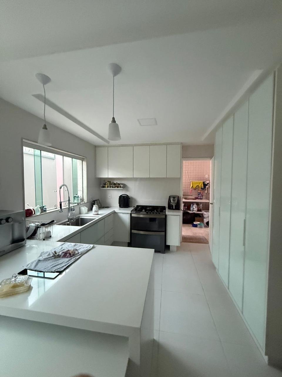 Casa ampla e sofisticada com sótão para aluguel em condomínio fechado - foto 12