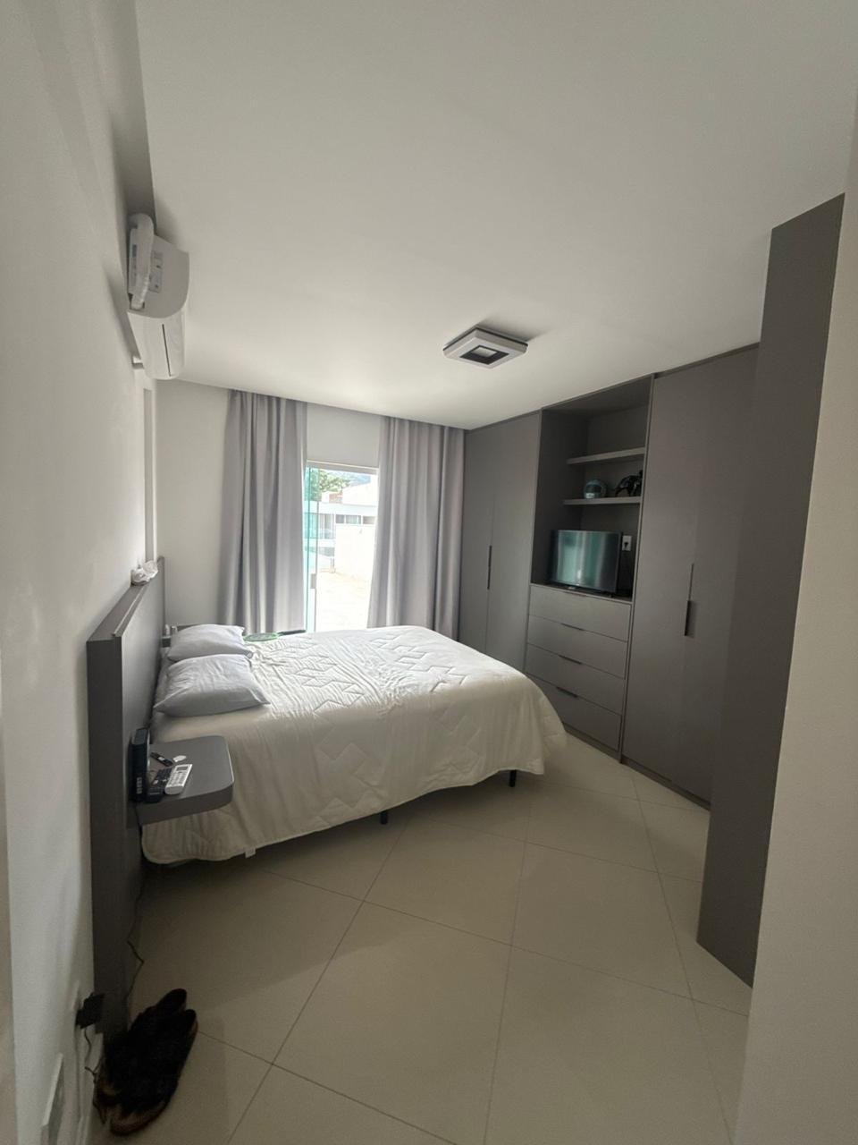 Casa ampla e sofisticada com sótão para aluguel em condomínio fechado - foto 9